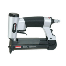 CLAVADORA NEUMATICA 10-30mm Makita AF201