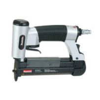 CLAVADORA NEUMATICA 10-30mm Makita AF201